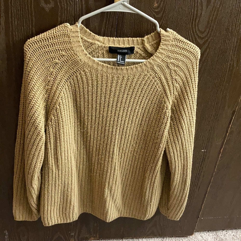 Cute & comfy sweater!
